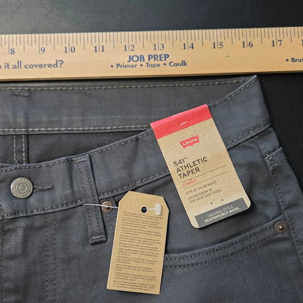 Levi's 541 Athletic Taper Men 32x34 Dark Grey NEW Coated Look Jeans 18181-0005
